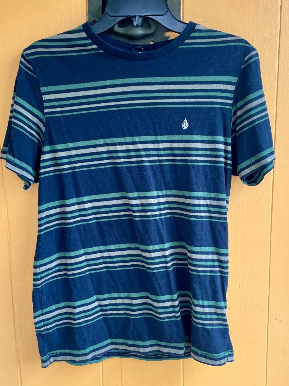 VOLCOM Striped Tee Shirt